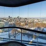 公寓 Luxury Skyline With Unforgettable Views 塔林