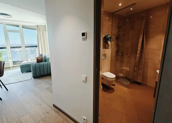 Luxury Skyline With Unforgettable Views *